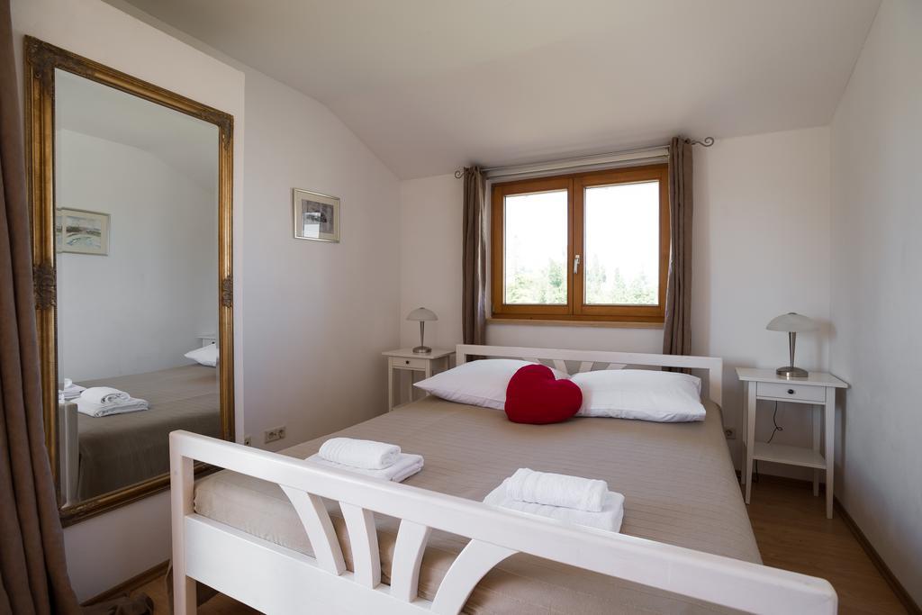 Apartments Tamara 罗维尼村 外观 照片