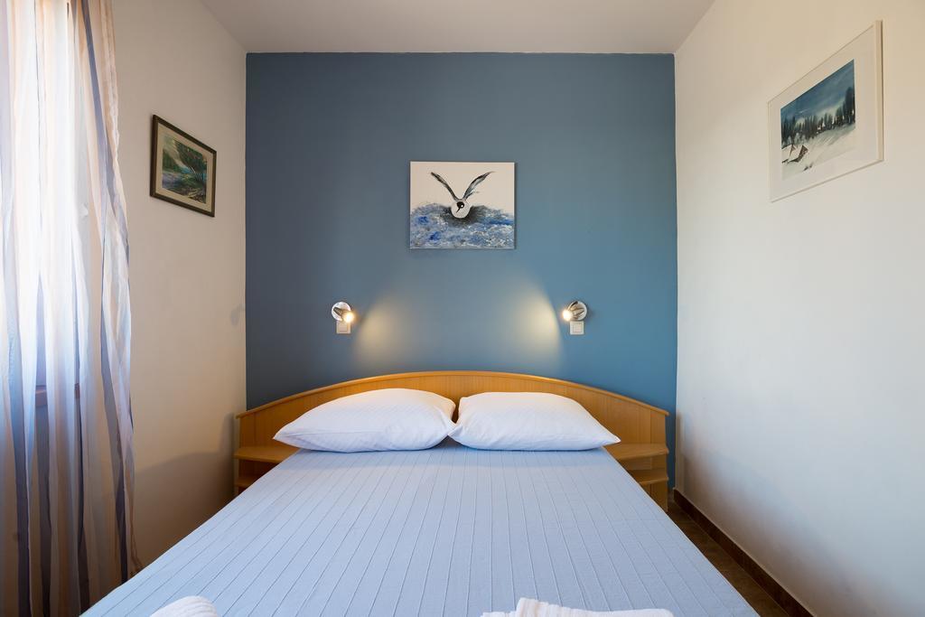 Apartments Tamara 罗维尼村 外观 照片
