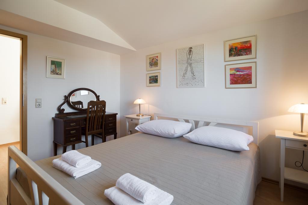 Apartments Tamara 罗维尼村 外观 照片