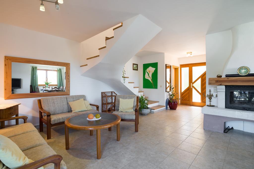 Apartments Tamara 罗维尼村 外观 照片